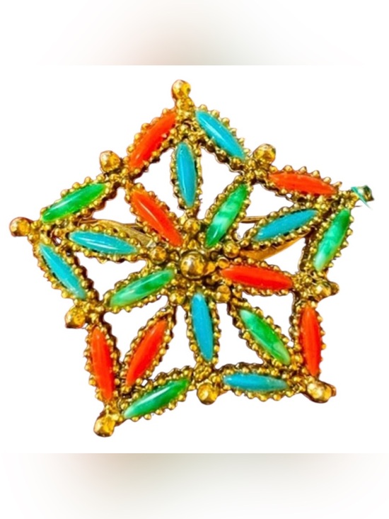 Vintage Jewelry - Vintage Five Point Gold Star Brooch